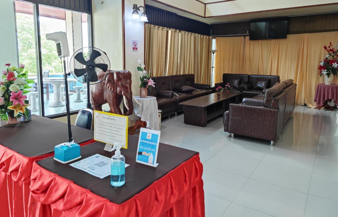 Toh Buk Seng Ayutthaya Hotel Exteriér fotografie