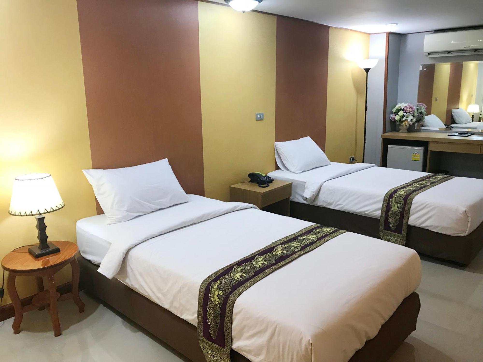 Toh Buk Seng Ayutthaya Hotel Exteriér fotografie
