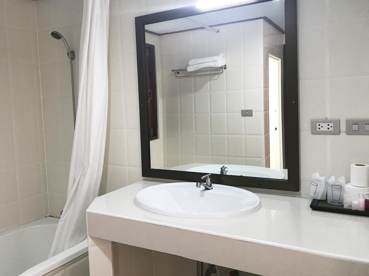 Toh Buk Seng Ayutthaya Hotel Exteriér fotografie
