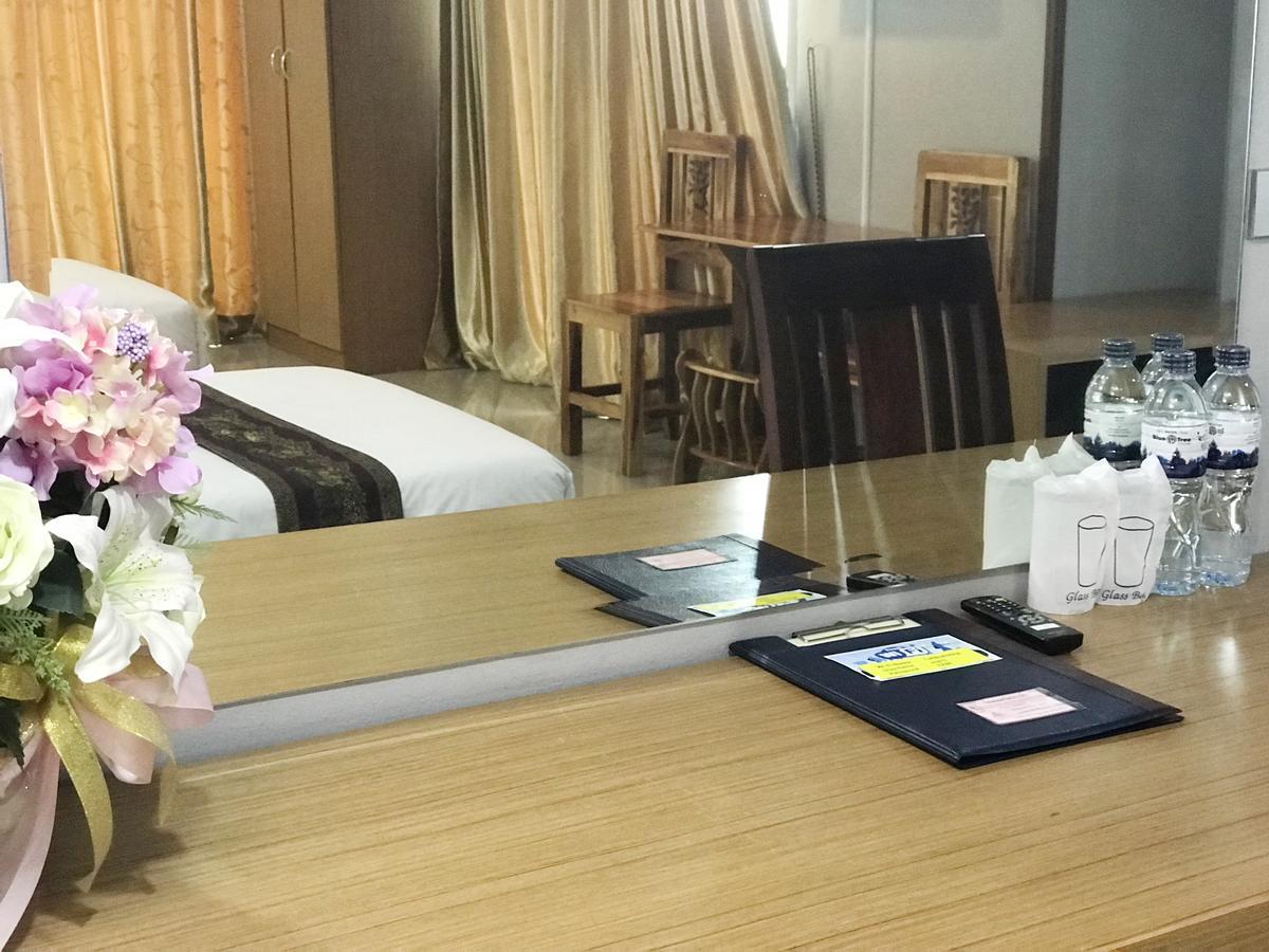 Toh Buk Seng Ayutthaya Hotel Exteriér fotografie