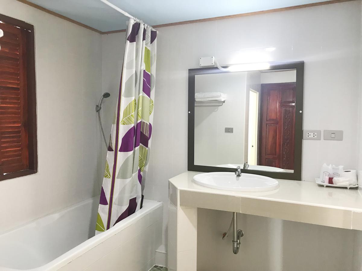 Toh Buk Seng Ayutthaya Hotel Exteriér fotografie