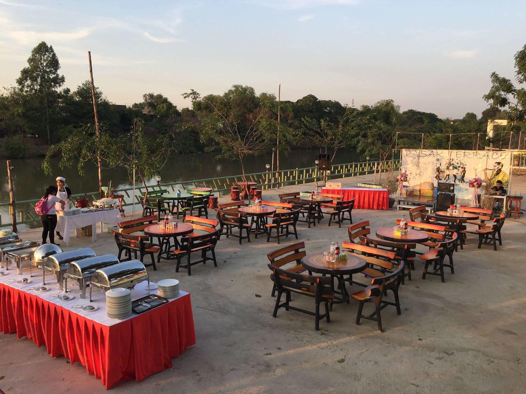 Toh Buk Seng Ayutthaya Hotel Exteriér fotografie
