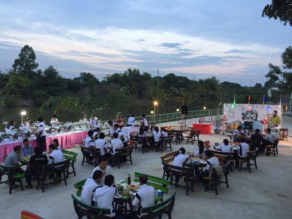 Toh Buk Seng Ayutthaya Hotel Exteriér fotografie